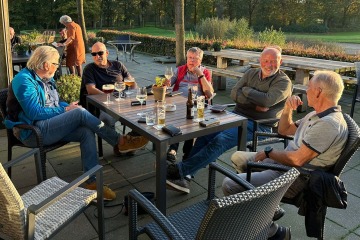 Nazit in het zonnetje