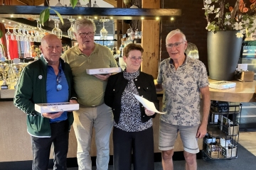 Met bruto 73 slagen dagwinnaars